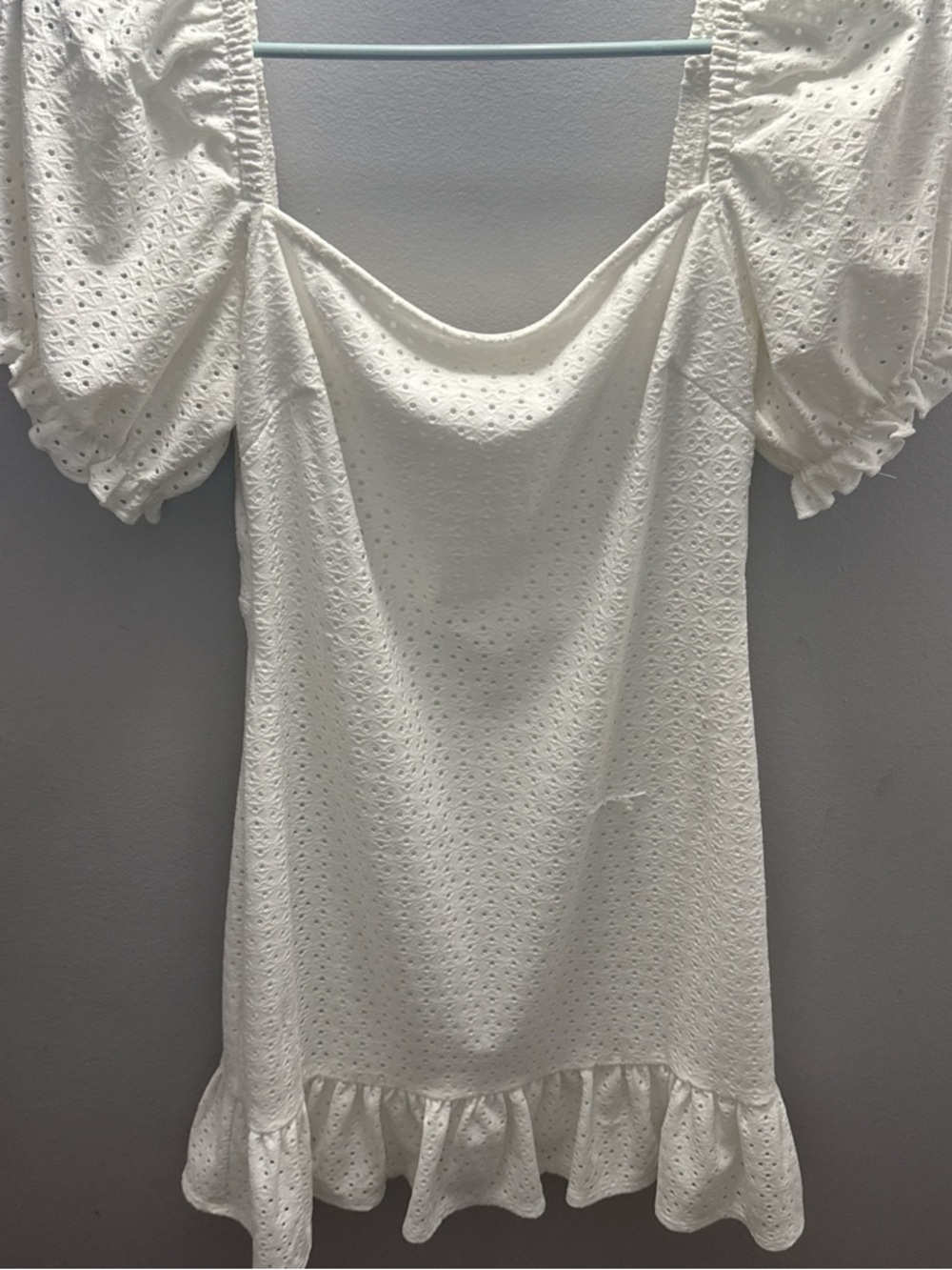 White Eyelet Puff-Sleeve Square Neck Top - Brand: